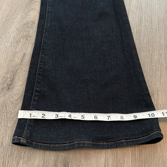 J Brand jeans. Size 28 - Picture 8 of 10